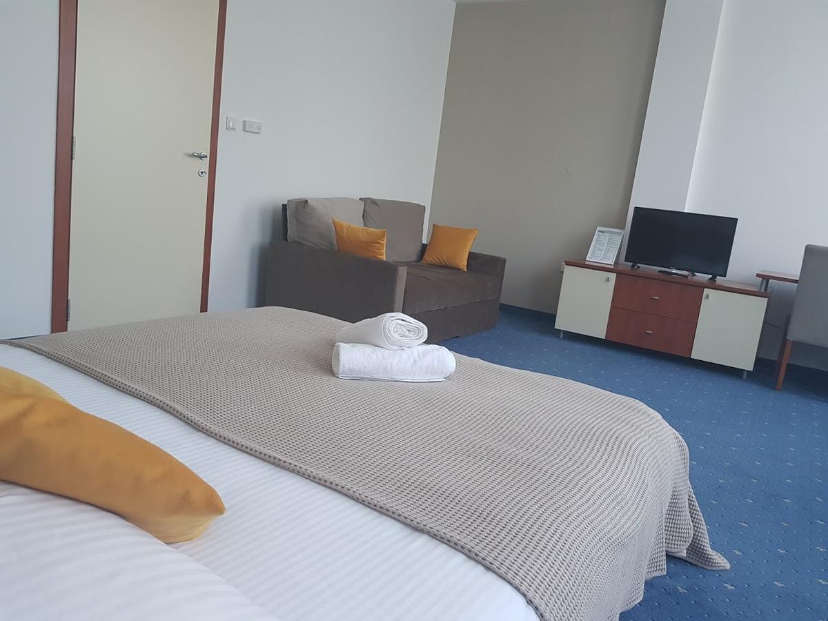 Hotel City Prnjavor Экстерьер фото